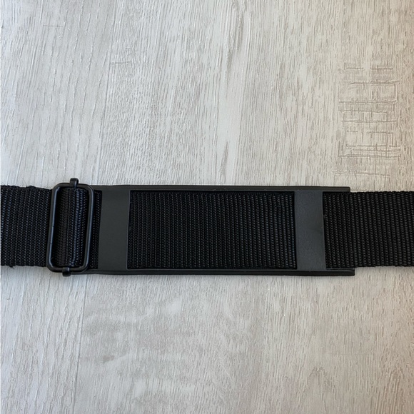 5/$15 MAKITA Black Bag Strap with Metal Buckles - Picture 4 of 7